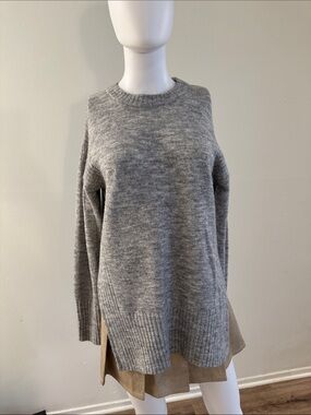 H&M Light Gray Crewneck Sweater